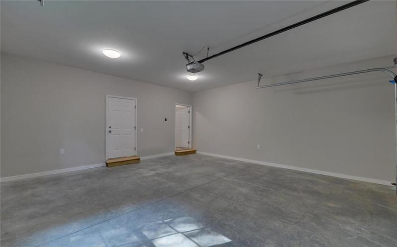 Image for property 16 Brekshire Drive, Cleveland, GA 30528