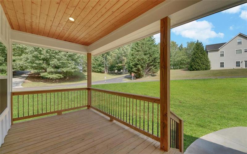 Image for property 16 Brekshire Drive, Cleveland, GA 30528