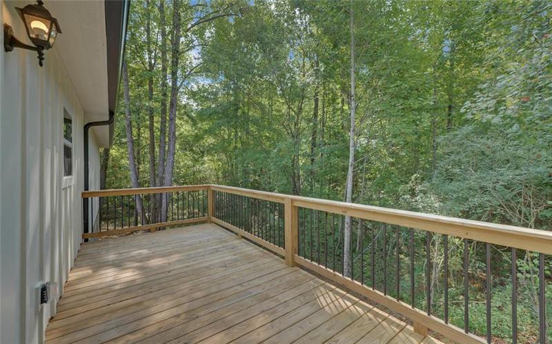 Image for property 16 Brekshire Drive, Cleveland, GA 30528
