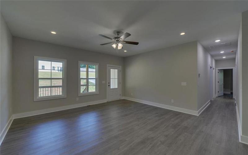 Image for property 16 Brekshire Drive, Cleveland, GA 30528