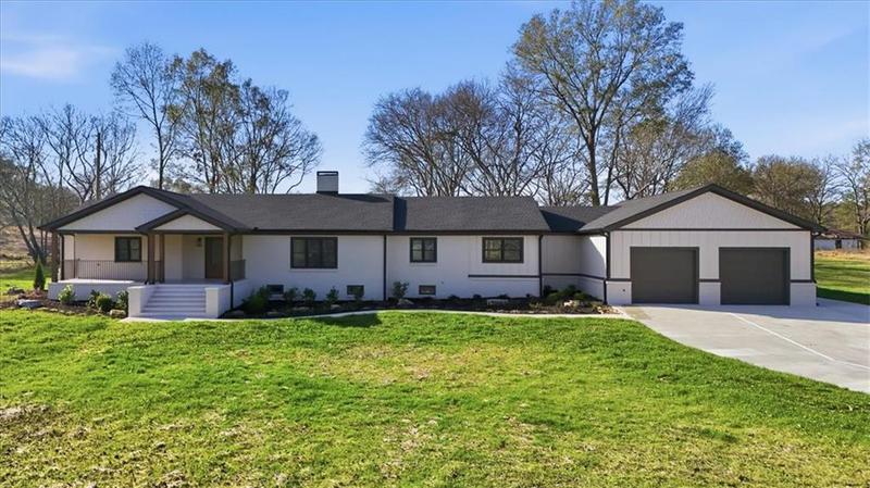 Image for property 32 Church Street, Taylorsville, GA 30178