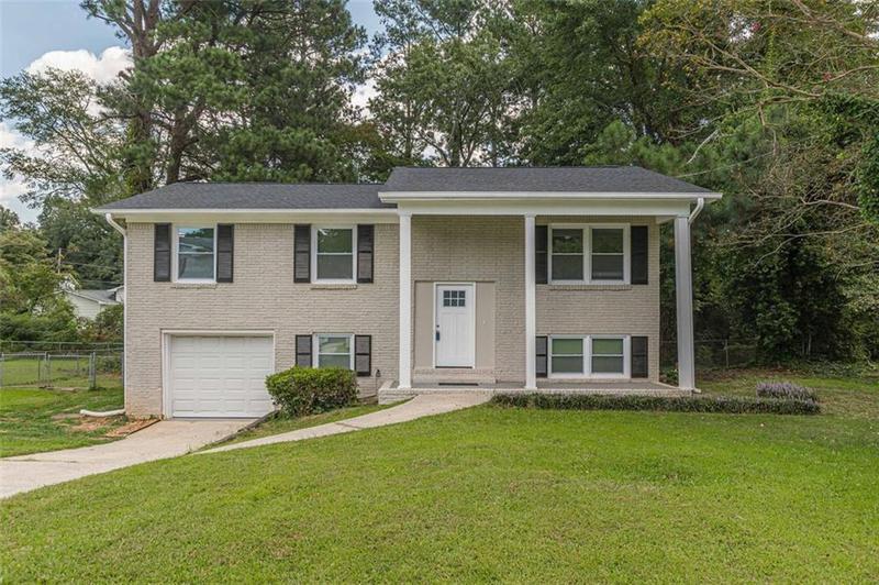 Image for property 5312 Brittany Trail, Atlanta, GA 30349