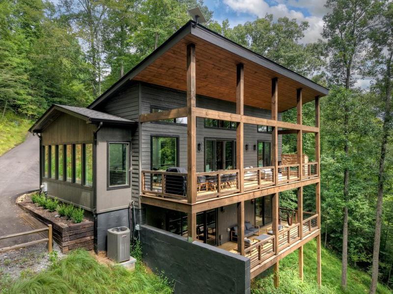 Image for property 271 Toccoa Preserve Court, Blue Ridge, GA 30513