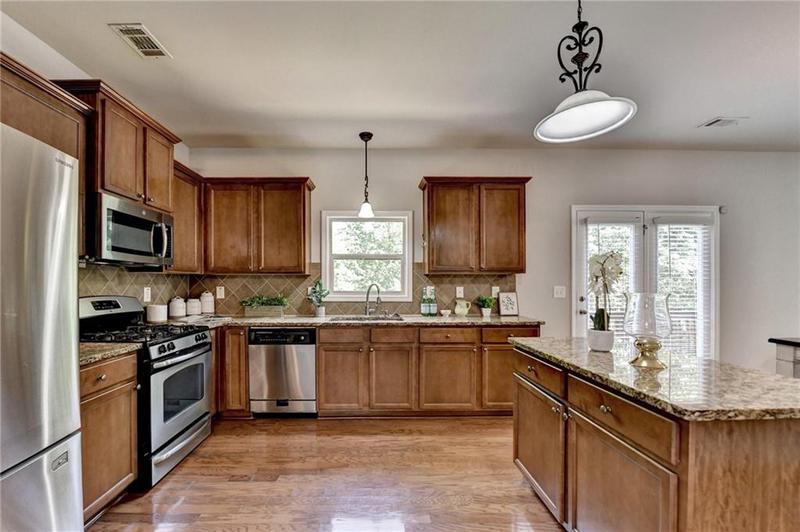 Image for property 4885 MARISTONE LANDING Way, Cumming, GA 30040