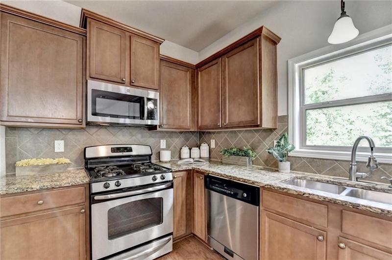 Image for property 4885 MARISTONE LANDING Way, Cumming, GA 30040
