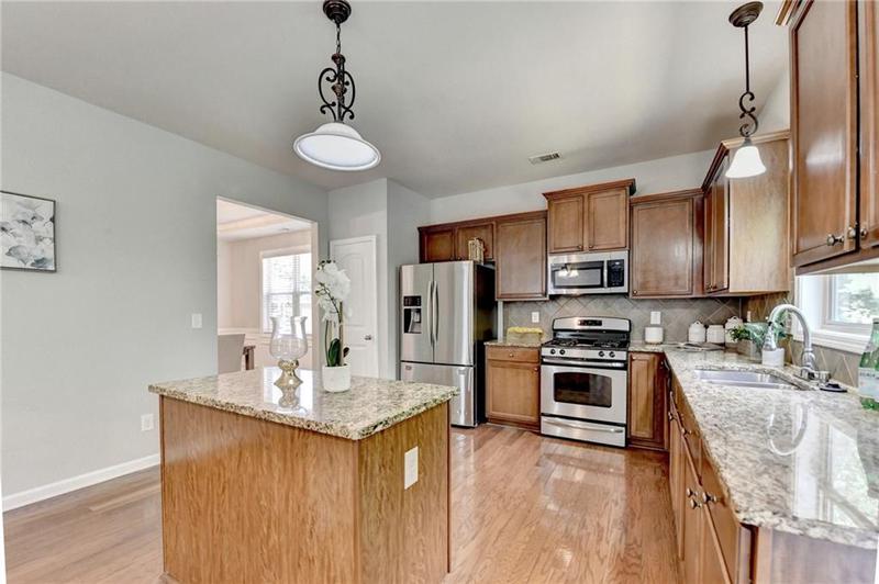 Image for property 4885 MARISTONE LANDING Way, Cumming, GA 30040