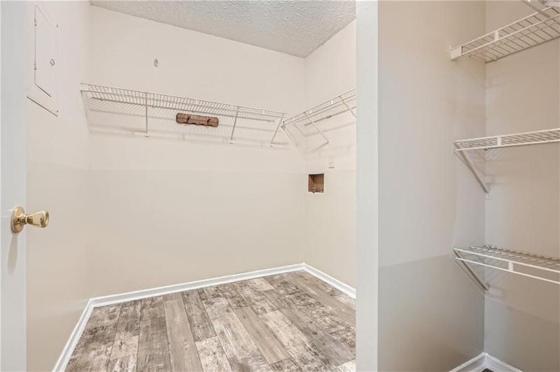 Image for property 6822 Glenridge Drive A, Sandy Springs, GA 30328