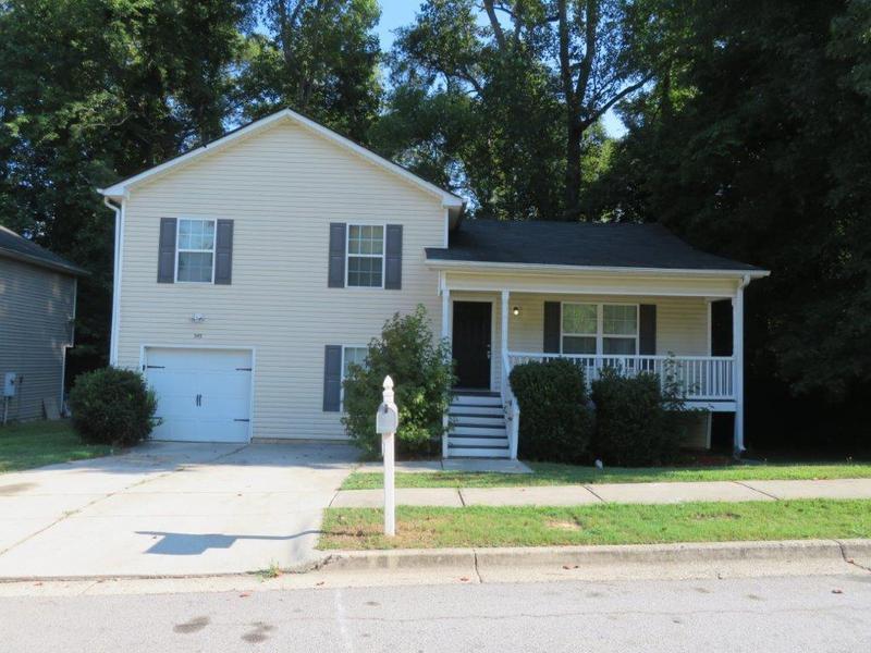 Image for property 545 Bridgeport Place, Monroe, GA 30655