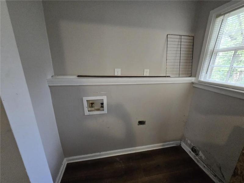 Image for property 235 Whitaker Circle, Atlanta, GA 30314
