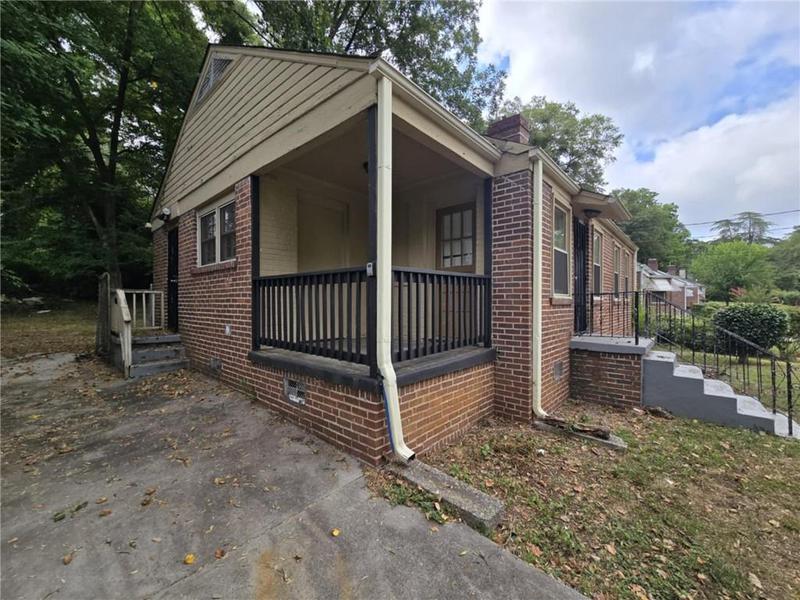 Image for property 235 Whitaker Circle, Atlanta, GA 30314