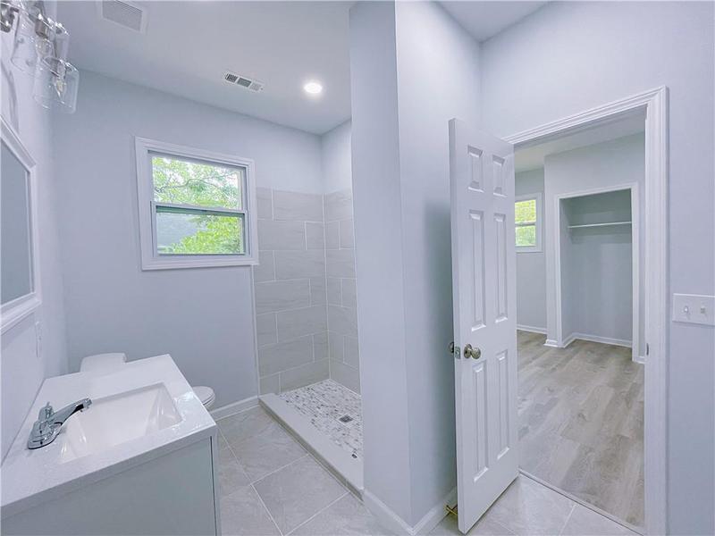 Image for property 535 Lake Drive, Hapeville, GA 30354