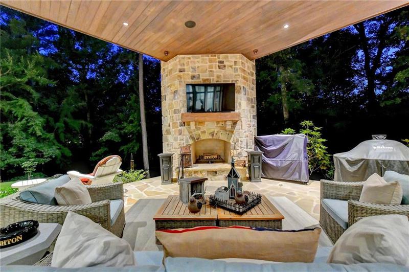 Image for property 962 Chattooga Trace, Suwanee, GA 30024