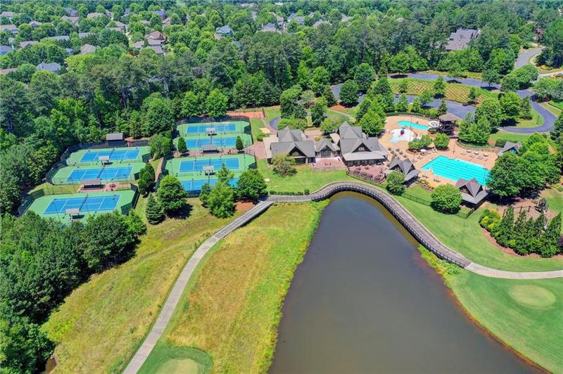 Image for property 962 Chattooga Trace, Suwanee, GA 30024