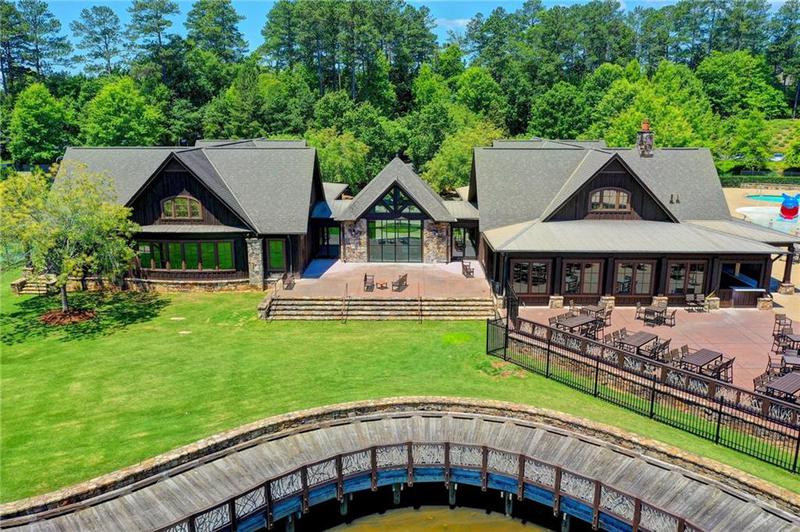 Image for property 962 Chattooga Trace, Suwanee, GA 30024