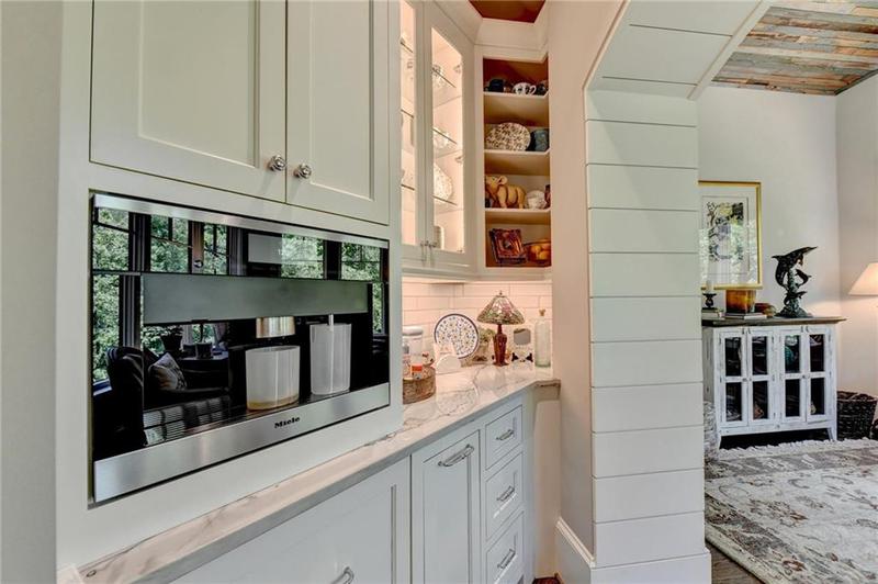 Image for property 962 Chattooga Trace, Suwanee, GA 30024