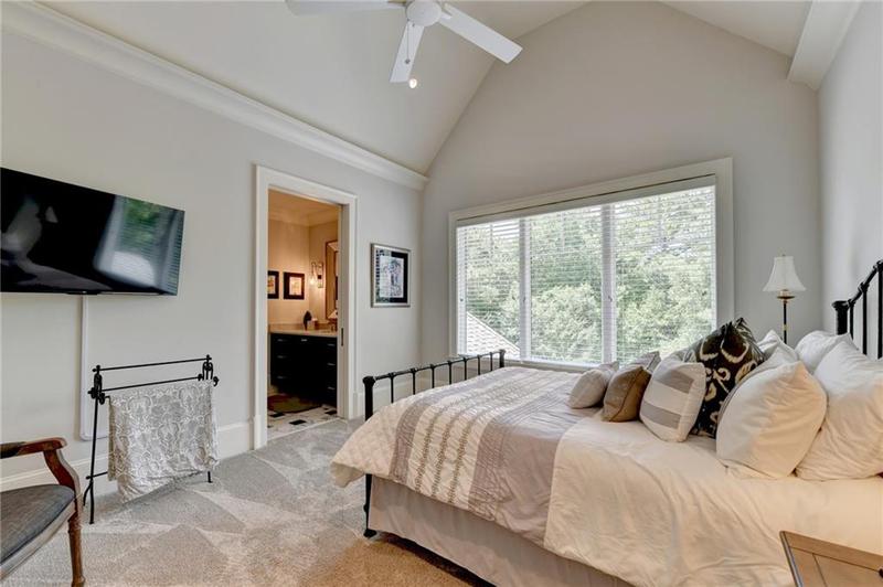 Image for property 962 Chattooga Trace, Suwanee, GA 30024