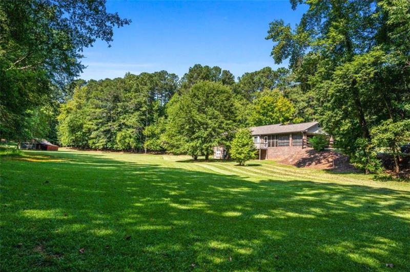 Image for property 725 Holland Road, Powder Springs, GA 30127