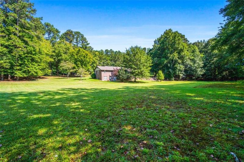 Image for property 725 Holland Road, Powder Springs, GA 30127