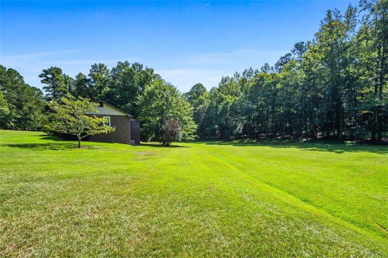 Image for property 725 Holland Road, Powder Springs, GA 30127