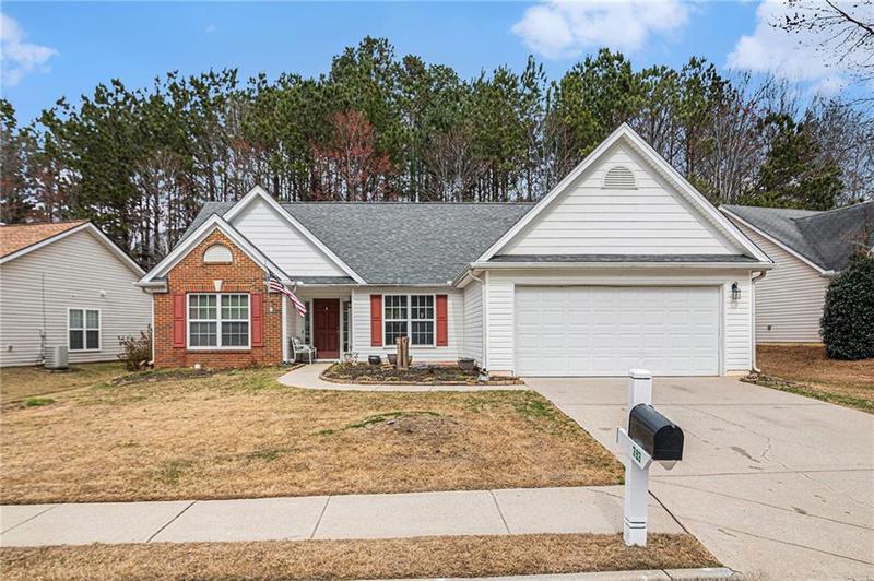 Image for property 393 Hunterian Place, Newnan, GA 30265