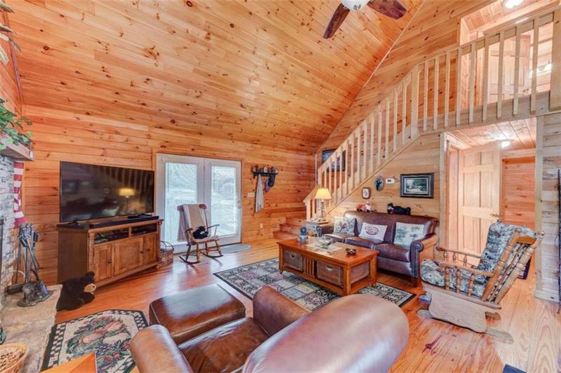 Image for property 652 Fox Run Drive, Blue Ridge, GA 30513