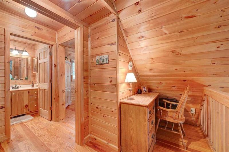 Image for property 652 Fox Run Drive, Blue Ridge, GA 30513