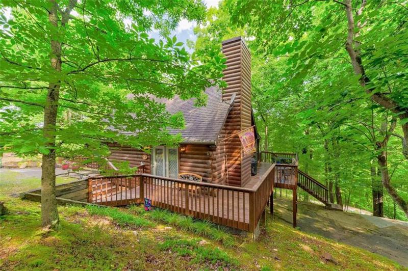 Image for property 652 Fox Run Drive, Blue Ridge, GA 30513
