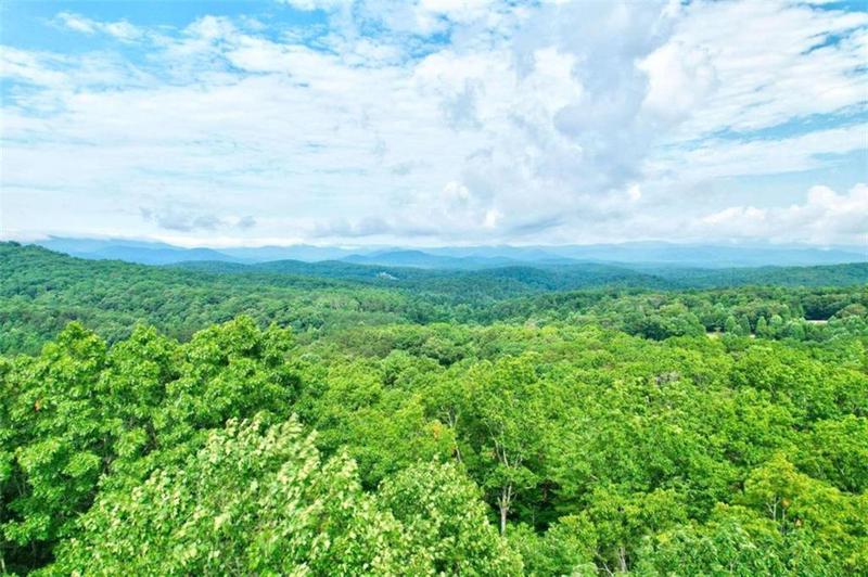 Image for property 652 Fox Run Drive, Blue Ridge, GA 30513