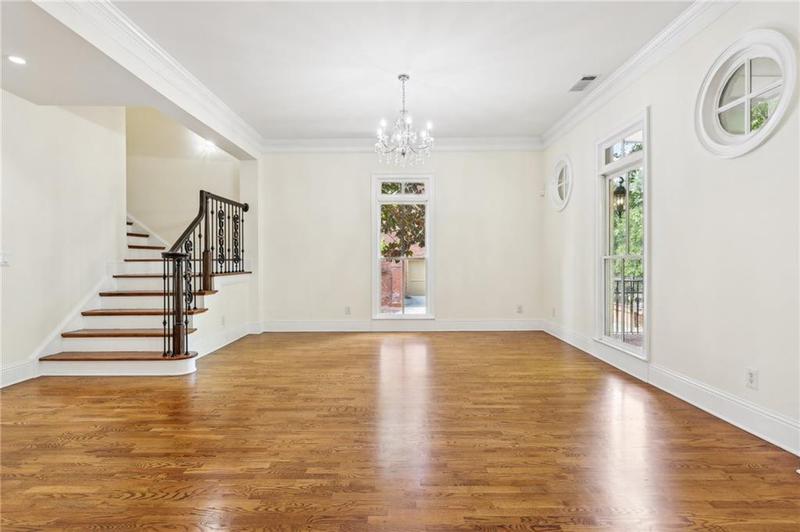 Image for property 3127 Lenox Road 6, Atlanta, GA 30324