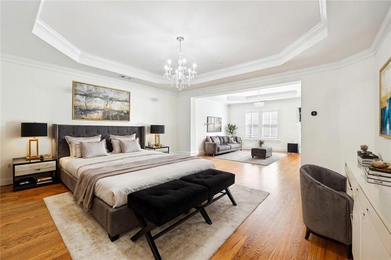 Image for property 3127 Lenox Road 6, Atlanta, GA 30324
