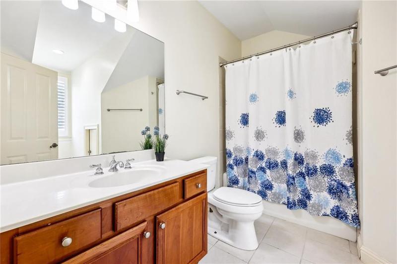 Image for property 3127 Lenox Road 6, Atlanta, GA 30324
