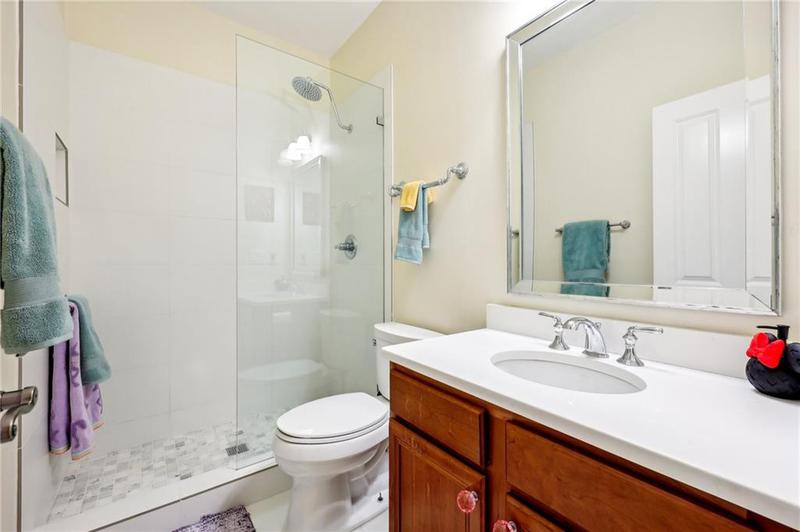 Image for property 3127 Lenox Road 6, Atlanta, GA 30324