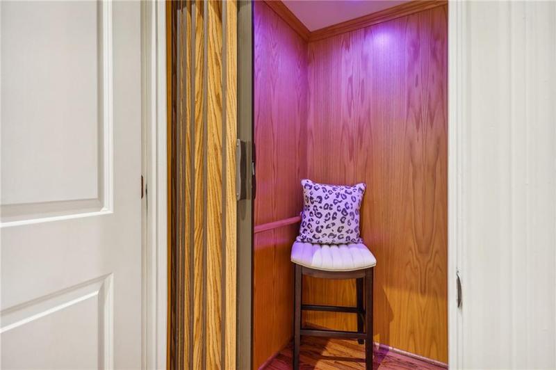 Image for property 3127 Lenox Road 6, Atlanta, GA 30324