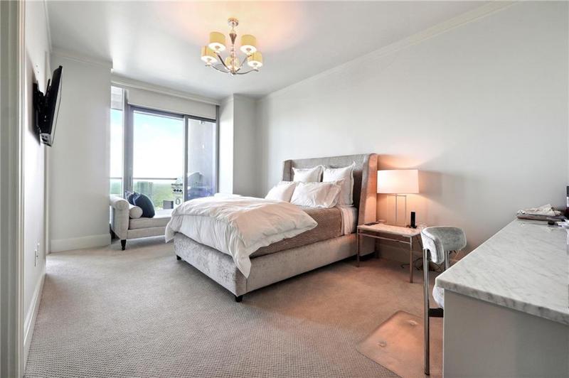Image for property 3344 Peachtree Road 3902, Atlanta, GA 30326