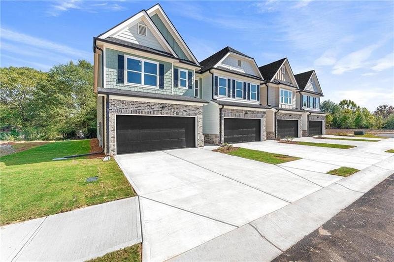 Image for property 179 Crest Drive 74, Hartwell, GA 30643