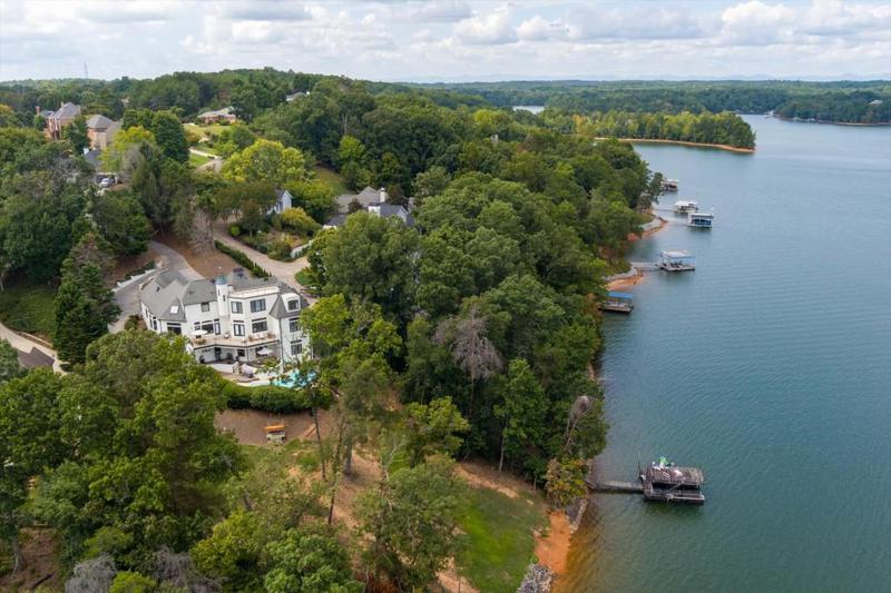 Image for property 2265 Sidney Drive, Gainesville, GA 30506