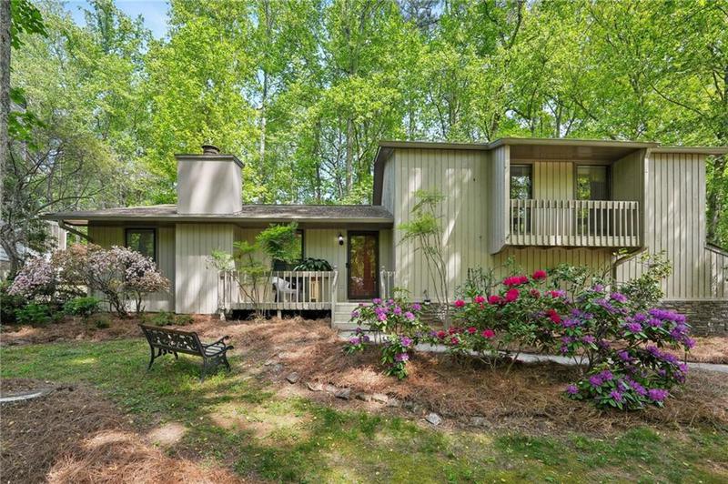 Image for property 4553 Pond Lane, Marietta, GA 30062