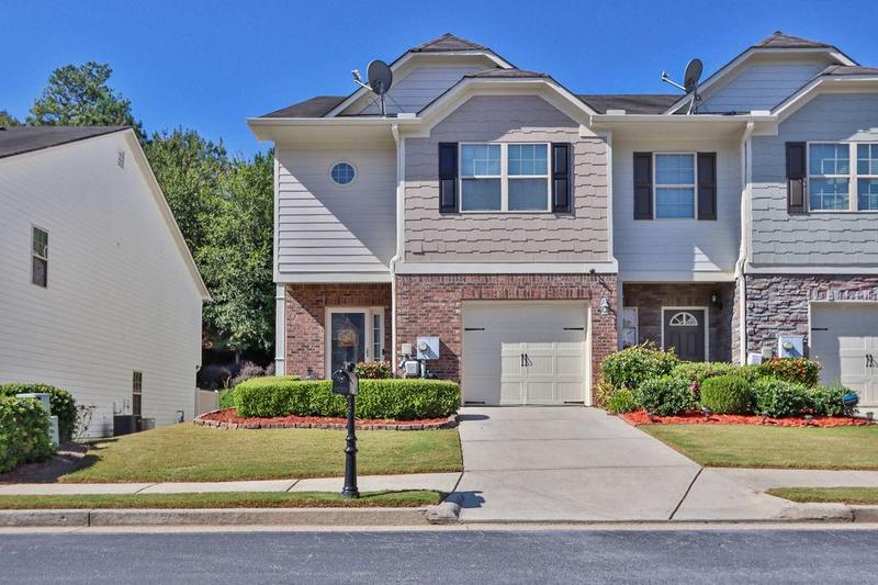 Image for property 26 Burns View Court, Lawrenceville, GA 30044