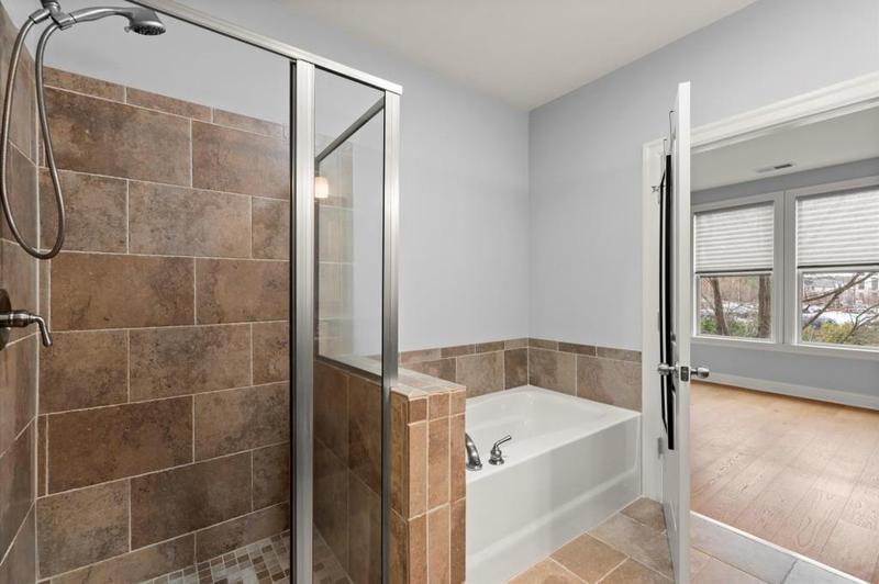 Image for property 901 Abernathy Road 3220, Sandy Springs, GA 30328