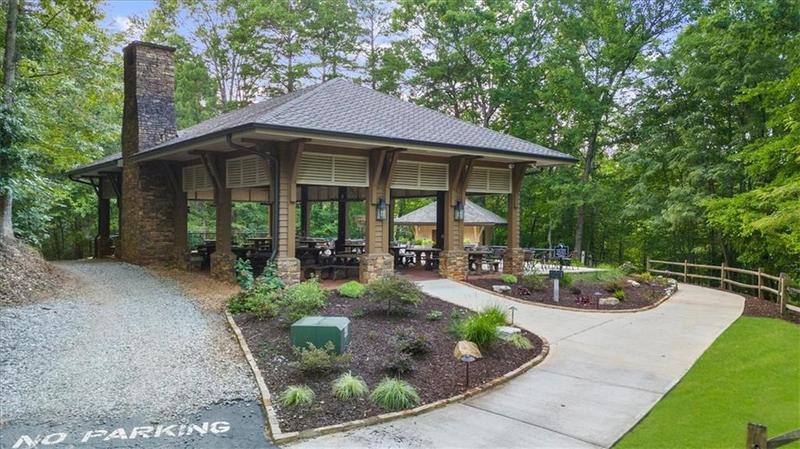 Image for property 110 Peninsula Way, Dawsonville, GA 30534