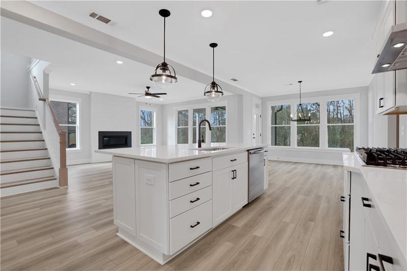 Image for property 6640 Benchwood Path, Cumming, GA 30028