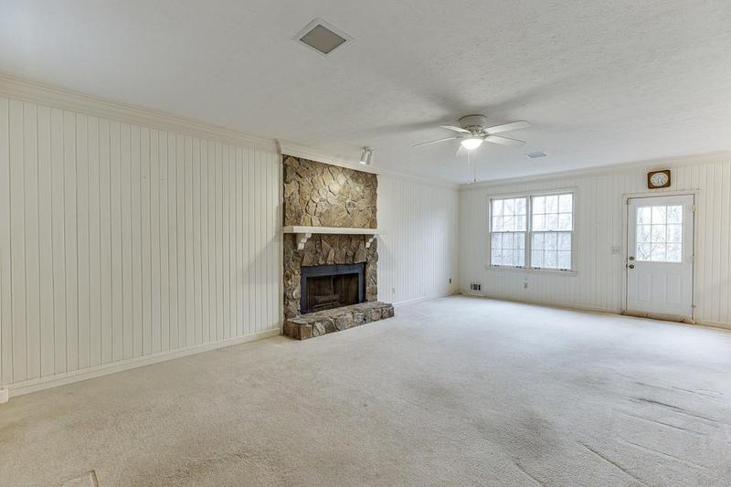 Image for property 4092 Deerbrook Way, Lilburn, GA 30047