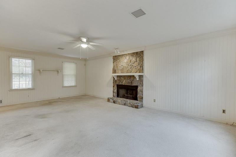 Image for property 4092 Deerbrook Way, Lilburn, GA 30047
