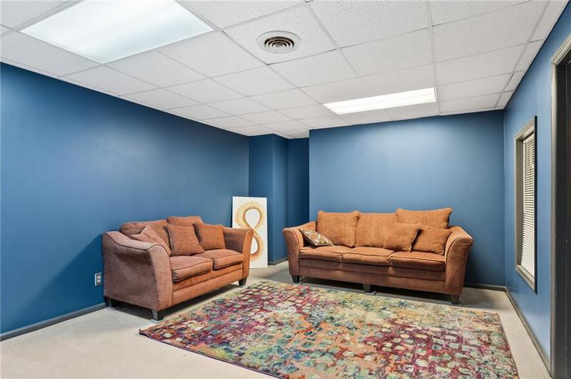 Image for property 220 Magnolia Tree Court, Alpharetta, GA 30022