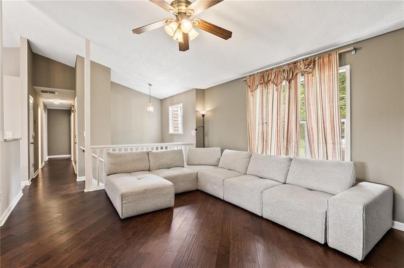 Image for property 220 Magnolia Tree Court, Alpharetta, GA 30022