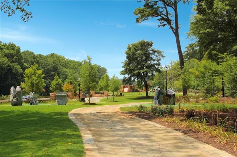 Image for property 318 Sandy Springs Circle 160, Atlanta, GA 30328