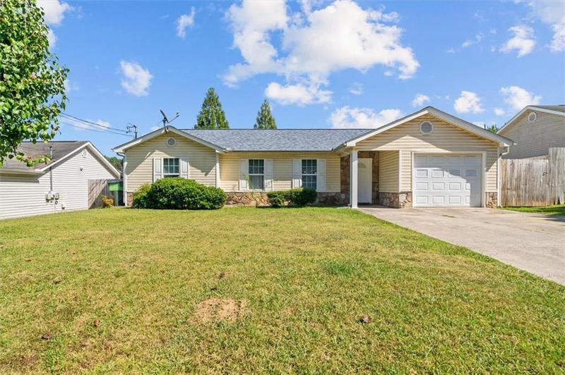 Image for property 171 Bear Den Court, Dalton, GA 30721