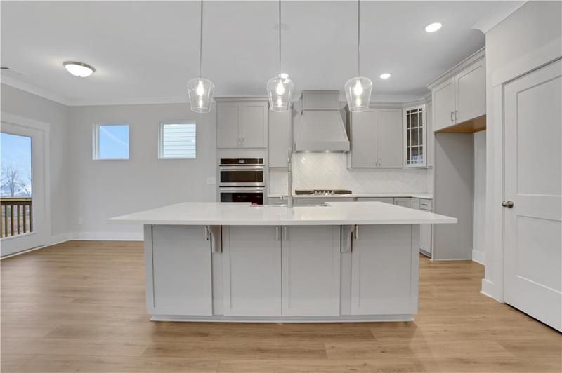 Image for property 202 Candlewood Lane, Hoschton, GA 30548