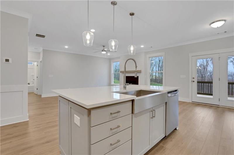 Image for property 202 Candlewood Lane, Hoschton, GA 30548