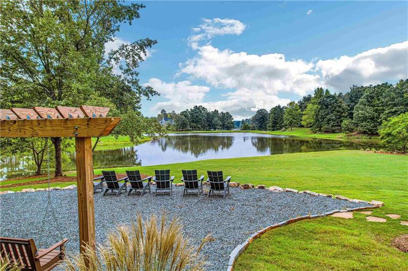 Image for property 202 Candlewood Lane, Hoschton, GA 30548